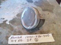 Honda 135 150 piston 13101-ZY6-000 Honda code 7633142 (image for) Honda 135 150 piston 13101-ZY6-000 Honda code 7633142