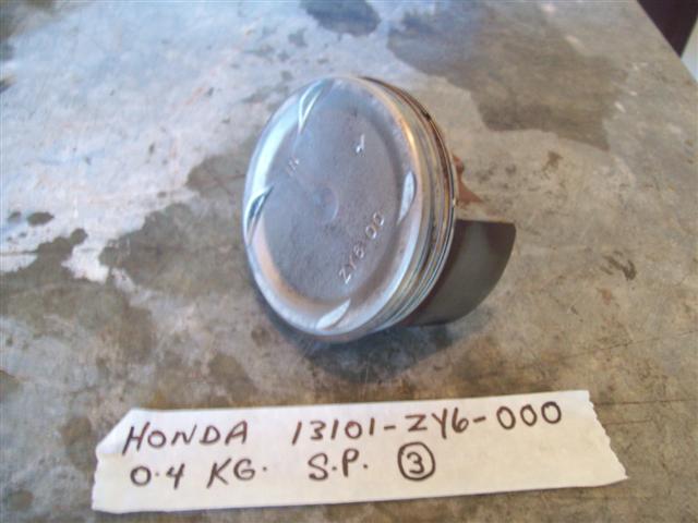 Honda 135 150 piston 13101-ZY6-000 Honda code 7633142