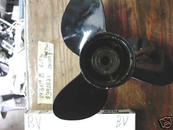 Johnson Evinrude OMC propeller 390821, 176618