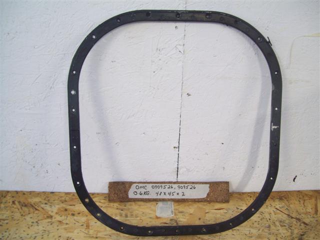 OMC 400 800 Stringer Transom Seal Plate 0909526