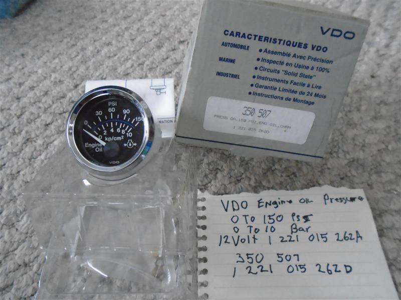 VDO Engine Oil Pressure Gauge 1 221 015 262A, 350 507