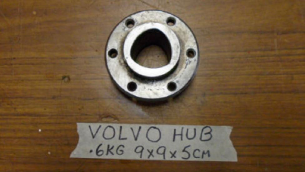 Volvo B30 Crankshaft Pulley Hub - Click Image to Close